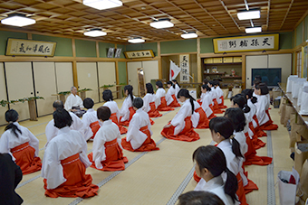 和の心を全身で体感する神事作法研修会写真2