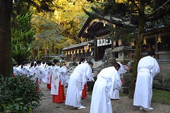 あけの舞、七福の舞冬期研修会、あけの舞奉納式と直会交流会2